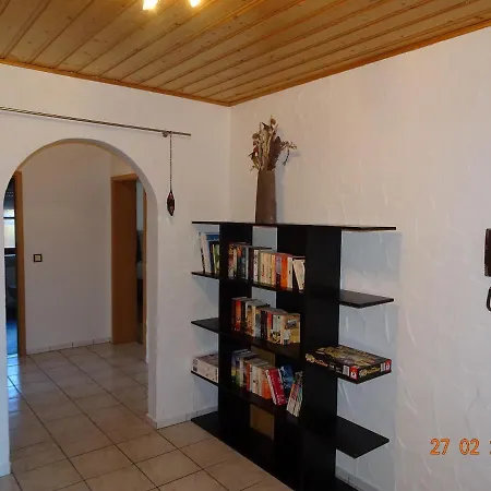 Schwarz Apartmán Rottenbach (Roth)